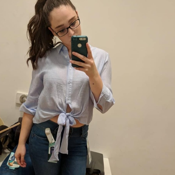 Tops - Crop top worn once!!